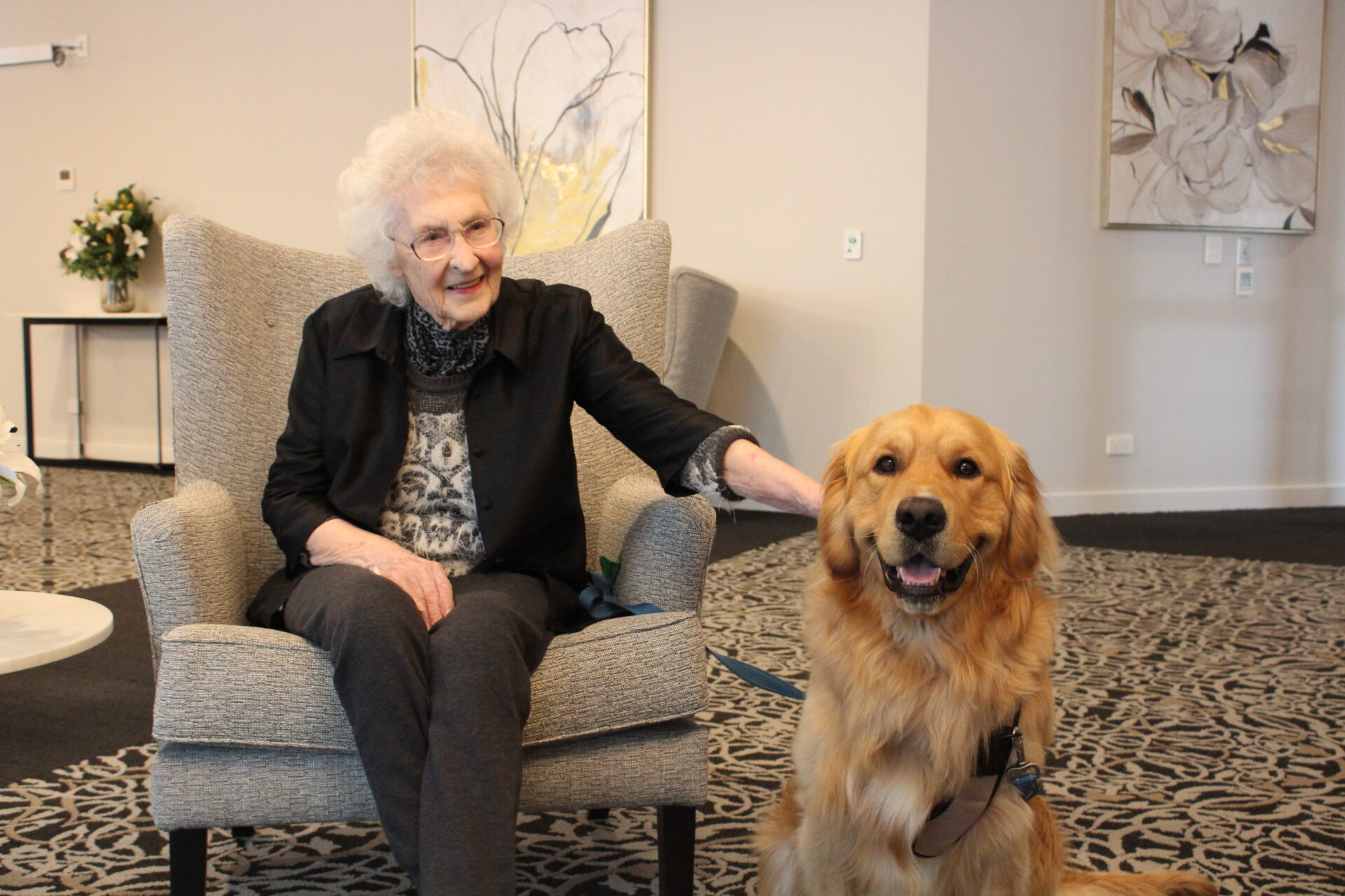 Resident Elaine, Simon Price Centre